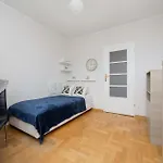 Spacious 4-bedroom By Renters ワルシャワ