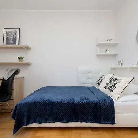 Spacious 4-bedroom By Renters *